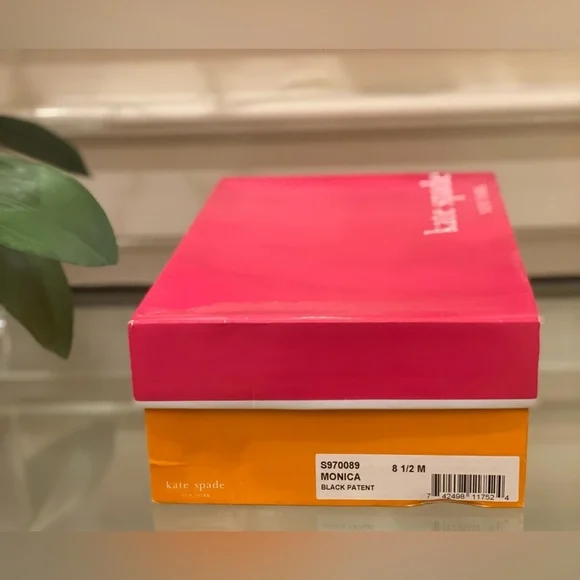 NWT ♠️kate spade♠️ Black Patent *MONICA* Pumps..Round Toe•Square Heel..Size: 8.5 - Picture 5 of 5